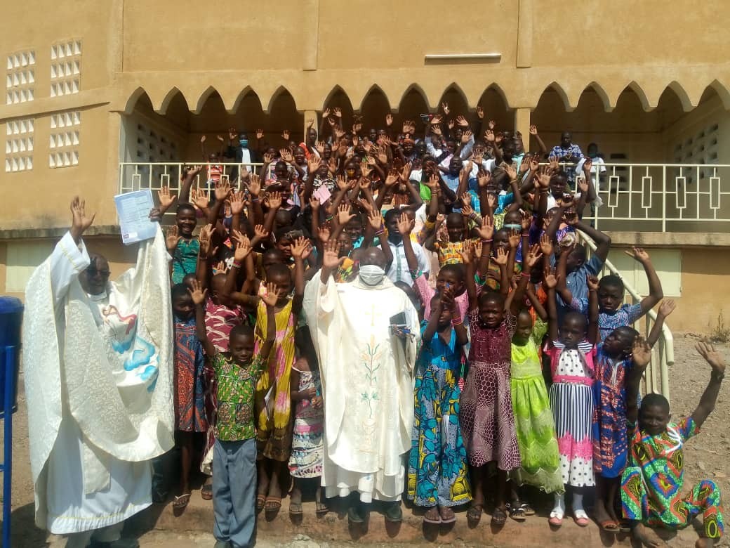Celebrazione della Giornata da parte dei bambini della Diocesi di Kara in Togo Celebrazione della Giornata da parte dei bambini della Diocesi di Kara in Togo