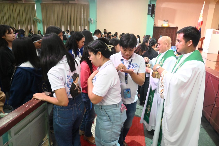 Eucharistic-Celebration-6.jpg