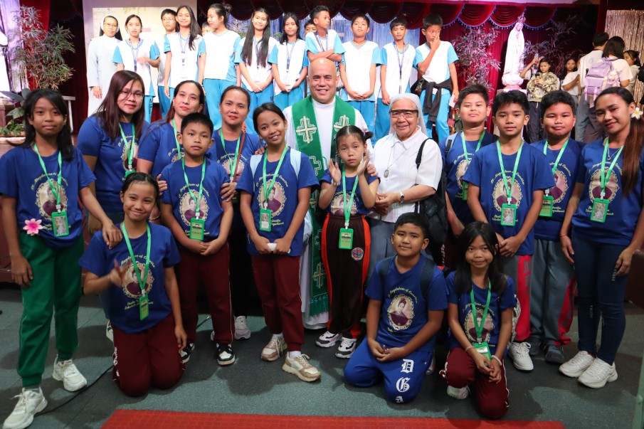 Eucharistic-Celebration-9.jpg